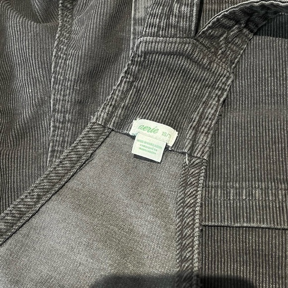AERIE BLACK OVERALLS - Picture 2 of 3